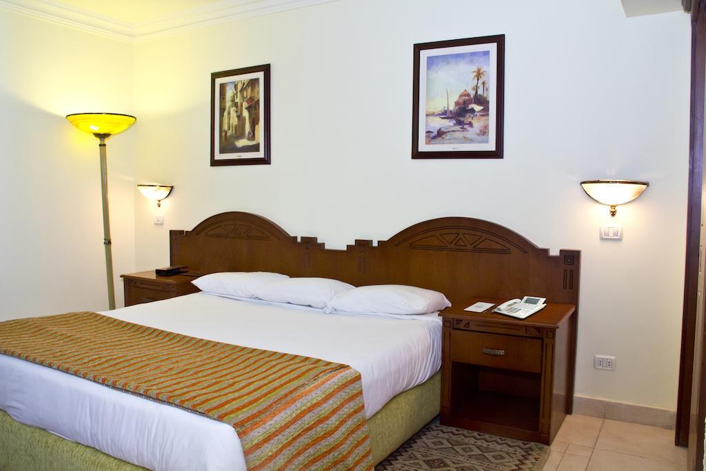 Tolip Aswan Hotel 外观 照片
